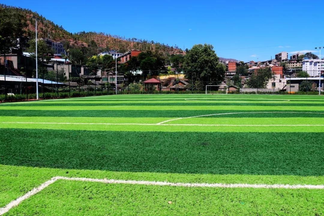 廢舊礦區變健身綠地，生態(tài)環(huán)境治理“辟蹊徑”，趕緊看過來，西區這個地方大變樣啦！